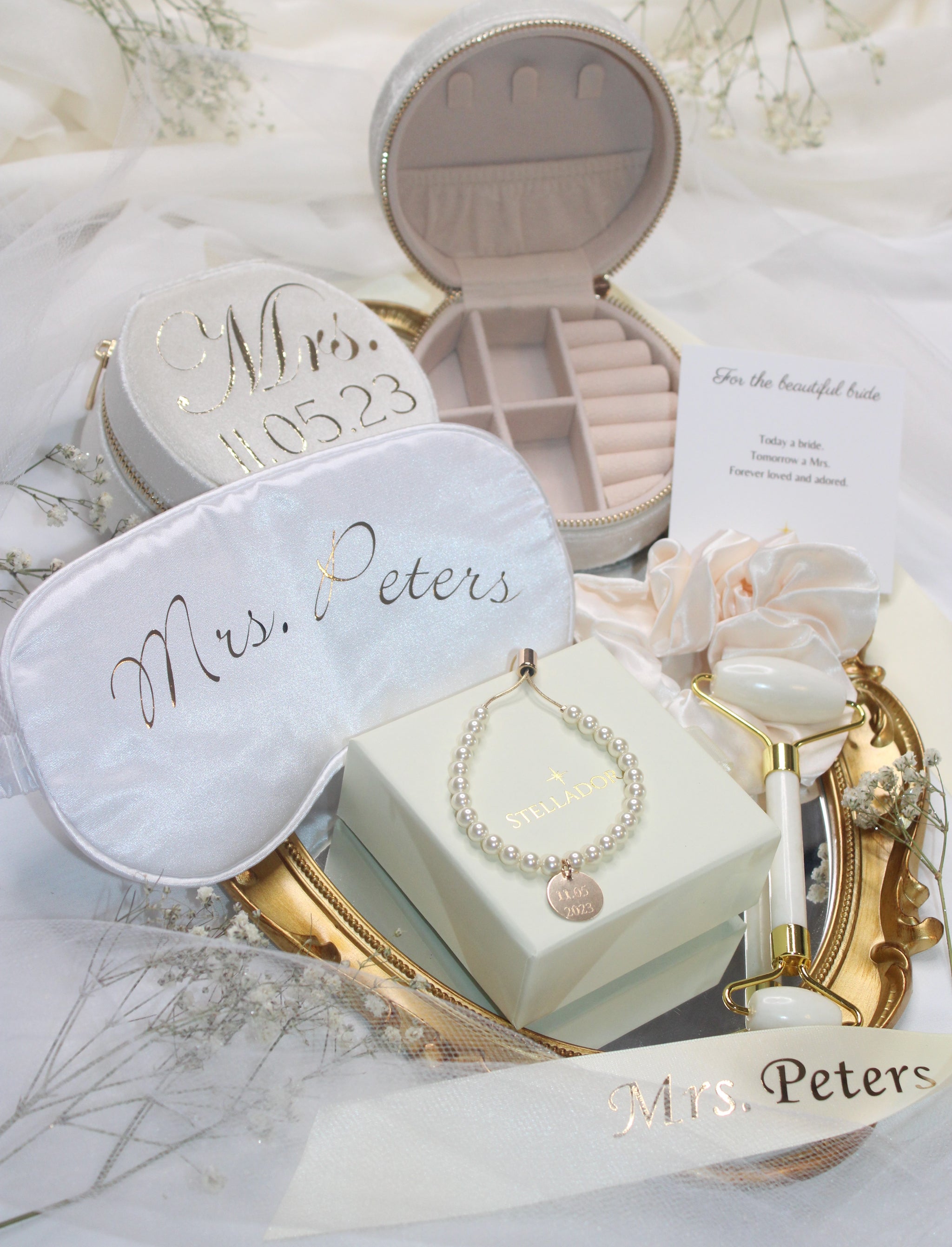 Bride to Be Luxe Gift Box - Miss to Mrs. Gift Set