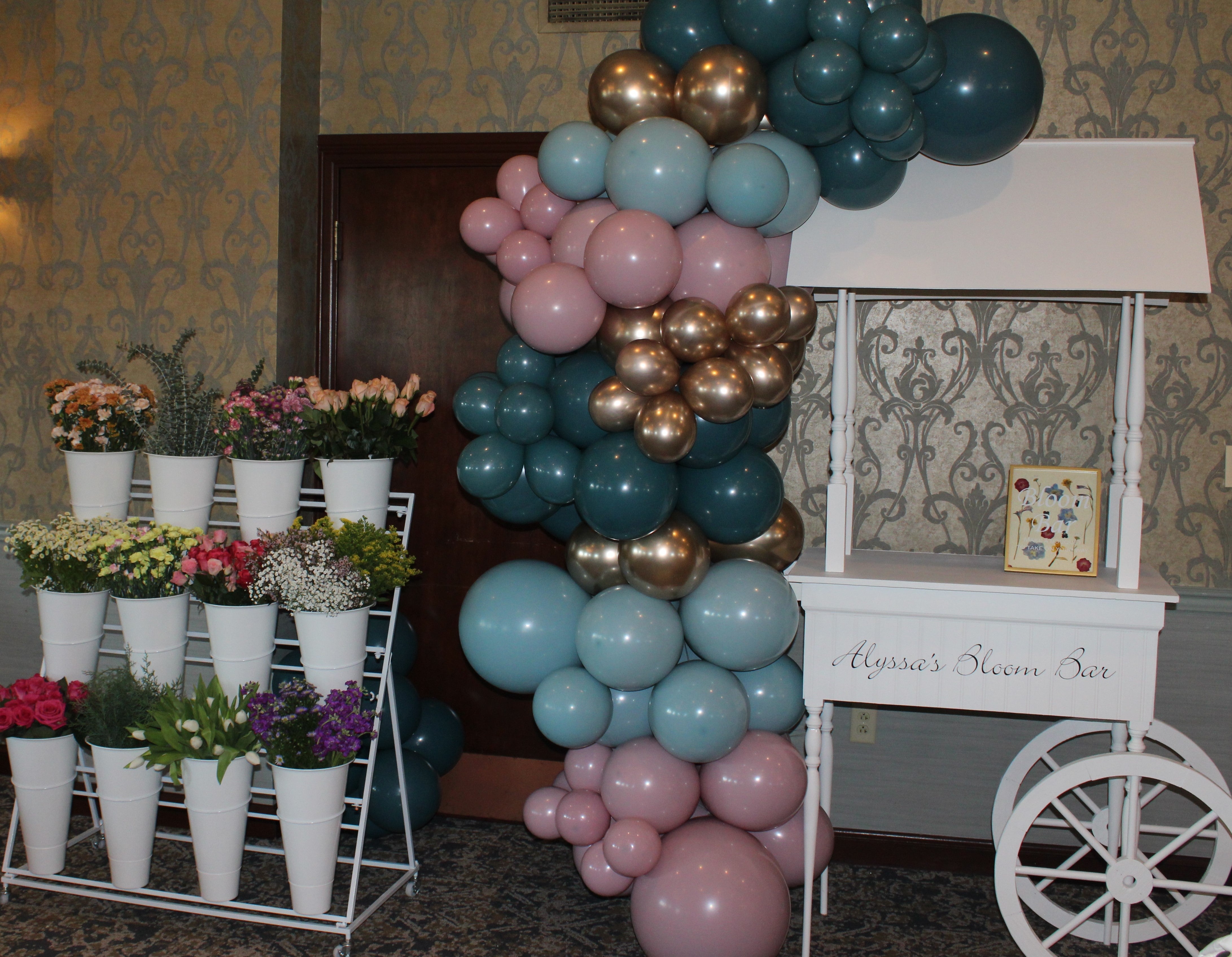 Flower Bloom Bar Rental Rva Flower Bar- Display Cart Rental - Bloom Bar- We Deliver and Set Up ...